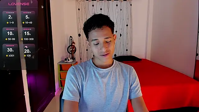 Snapshot of alessandro_wizard chatting on 22, 3, 2025 alessandro wizard online show from 22, 3, 2025