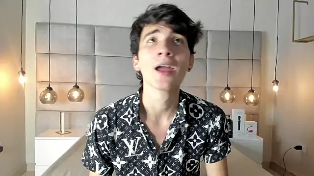 MaxHeat  online show from 10, 12, 2024