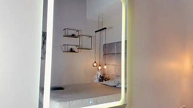 MaxHeat  online show from 14, 12, 2024