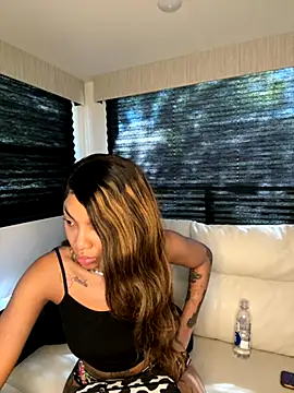 butterflybootyy online show from 13, 9, 2025