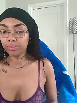 butterflybootyy online show from 16, 5, 2026