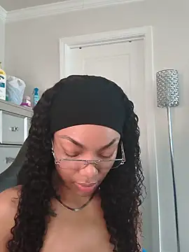 butterflybootyy online show from 22, 5, 2026
