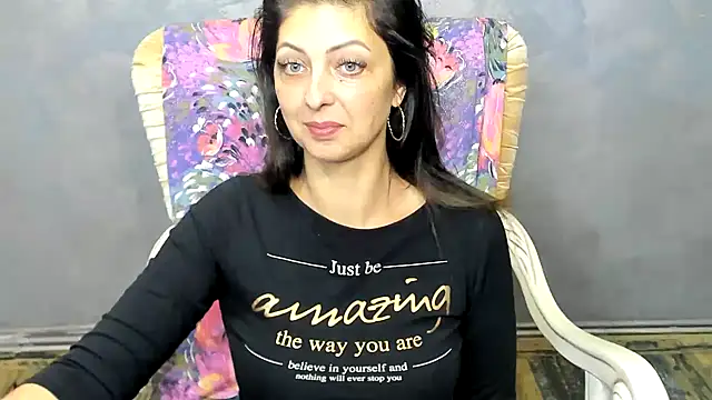 DivinSandra online show from 3, 12, 2024