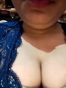 Snapshot of Sonukumari75 chatting on 12, 9, 2025 Sonukumari75 online show from 12, 9, 2025
