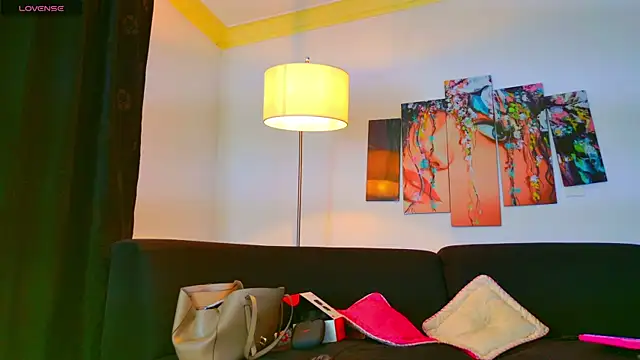 Snapshot of Lizzymontanaa chatting on 15, 2, 2025 Lizzymontanaa online show from 15, 2, 2025