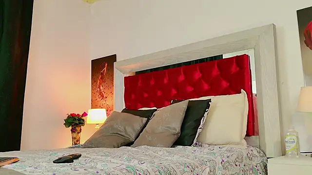 Snapshot of Lizzymontanaa chatting on 3, 10, 2025 Lizzymontanaa online show from 3, 10, 2025