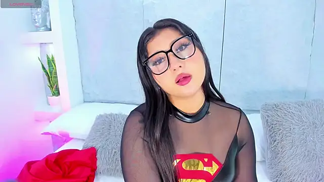 AvyMilton online show from 3, 10, 2025