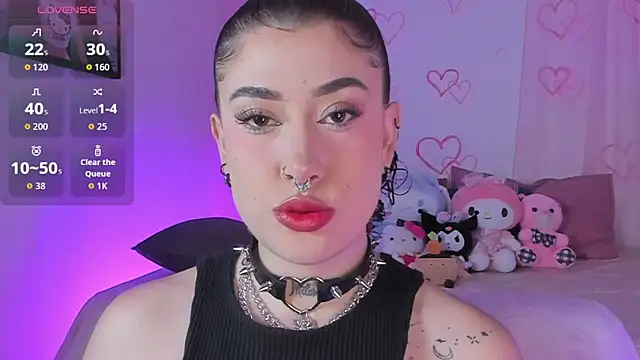 melody suarez online show from 23, 11, 2025