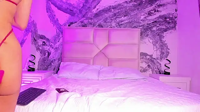 Snapshot of AriannaRouxx chatting on 16, 1, 2025 AriannaRouxx online show from 16, 1, 2025