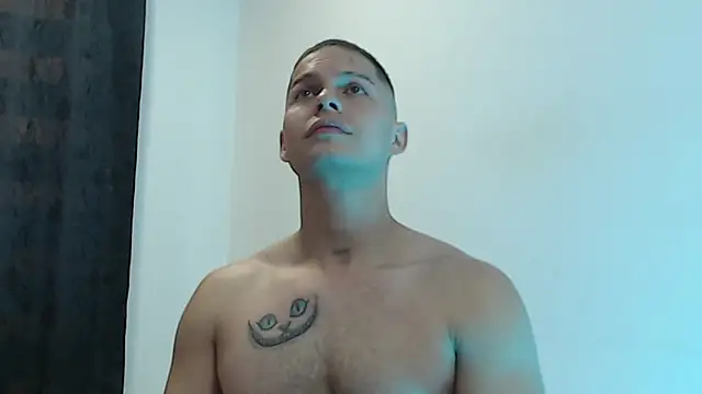 Snapshot of dominick_crawford01 chatting on 22, 2, 2025 dominick crawford01 online show from 22, 2, 2025