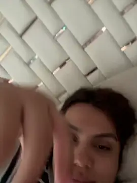 valeria2019hot online show from 30, 4, 2026