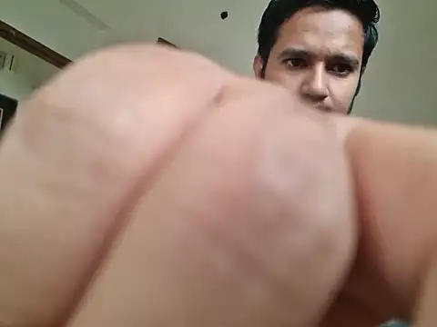 Snapshot of Jonrobinso chatting on 25, 10, 2025 Jonrobinso online show from 25, 10, 2025