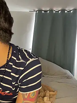 anika lowen02 online show from 31, 10, 2025