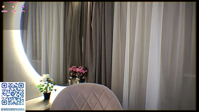Snapshot of EvelyynLopez chatting on 19, 12, 2024 EvelyynLopez online show from 19, 12, 2024