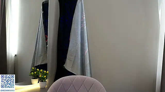 Snapshot of EvelyynLopez chatting on 23, 1, 2025 EvelyynLopez online show from 23, 1, 2025
