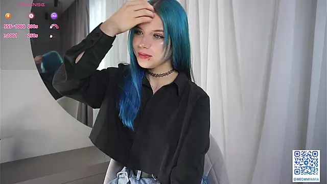 Snapshot of EvelyynLopez chatting on 13, 2, 2025 EvelyynLopez online show from 13, 2, 2025