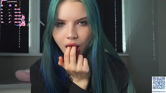 Snapshot of EvelyynLopez chatting on 21, 2, 2025 EvelyynLopez online show from 21, 2, 2025