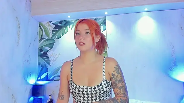 Snapshot of MelaniieRoux chatting on 25, 4, 2026 MelaniieRoux online show from 25, 4, 2026
