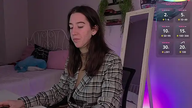 Belle Via online show from 17, 10, 2025