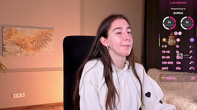 Snapshot of Belle_Via chatting on 12, 7, 2026 Belle Via online show from 12, 7, 2026