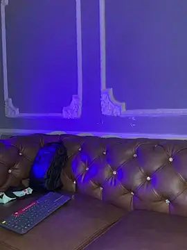 Snapshot of AaronCruz_ chatting on 7, 3, 2025 AaronCruz  online show from 7, 3, 2025