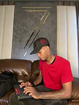 Snapshot of AaronCruz_ chatting on 19, 3, 2025 AaronCruz  online show from 19, 3, 2025