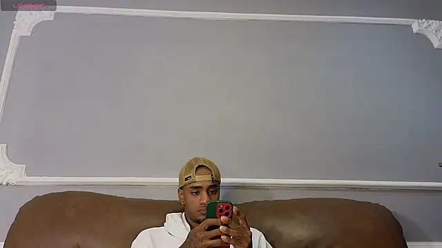 Snapshot of AaronCruz_ chatting on 16, 9, 2025 AaronCruz  online show from 16, 9, 2025