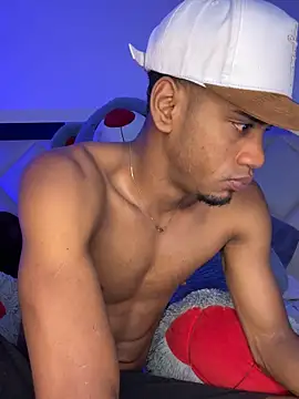 Snapshot of AaronCruz_ chatting on 15, 10, 2025 AaronCruz  online show from 15, 10, 2025