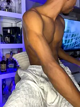 Snapshot of AaronCruz_ chatting on 23, 10, 2025 AaronCruz  online show from 23, 10, 2025