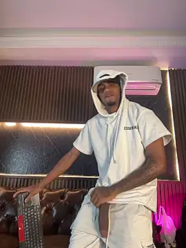 AaronCruz  online show from 13, 3, 2026