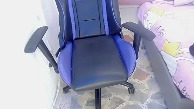 Yosepp  online show from 16, 1, 2025