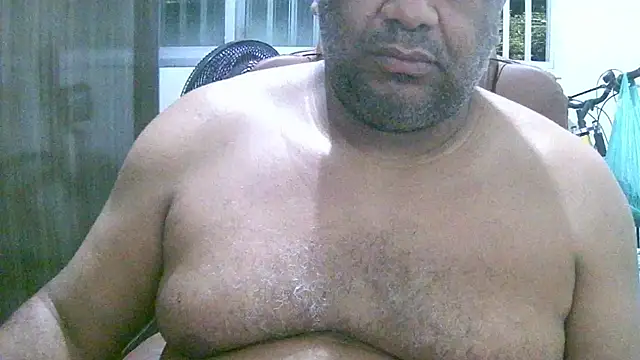 Snapshot of ulmo_br chatting on 13, 9, 2025 ulmo br online show from 13, 9, 2025