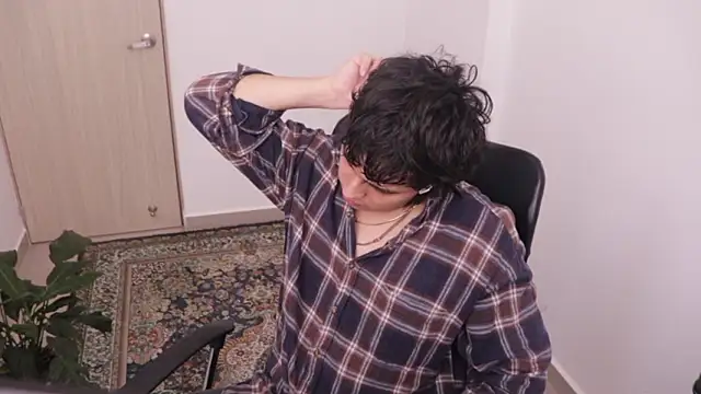 Snapshot of Tony_Hoffa chatting on 7, 2, 2026 Tony Hoffa online show from 7, 2, 2026