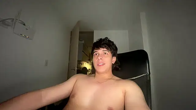 Snapshot of Tony_Hoffa chatting on 13, 2, 2026 Tony Hoffa online show from 13, 2, 2026