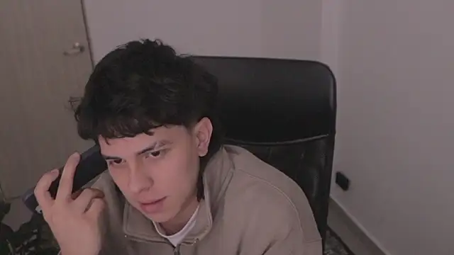 Snapshot of Tony_Hoffa chatting on 18, 3, 2026 Tony Hoffa online show from 18, 3, 2026