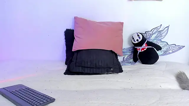 Snapshot of AlyRoses chatting on 24, 1, 2025 AlyRoses online show from 24, 1, 2025