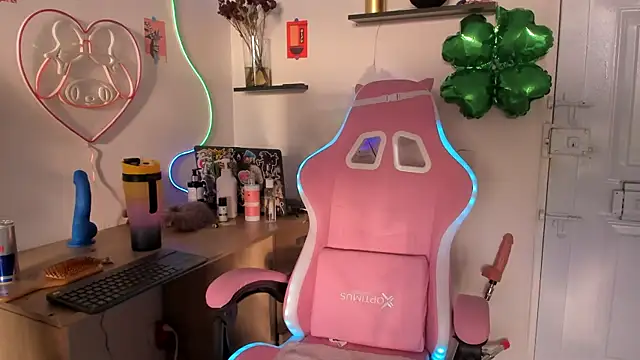 Snapshot of AlyRoses chatting on 21, 3, 2025 AlyRoses online show from 21, 3, 2025