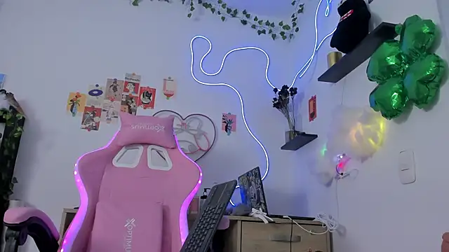 Snapshot of AlyRoses chatting on 23, 3, 2025 AlyRoses online show from 23, 3, 2025