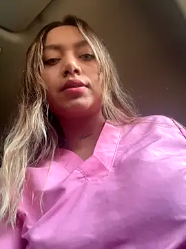 amanda-medrano1 online show from 9, 10, 2025