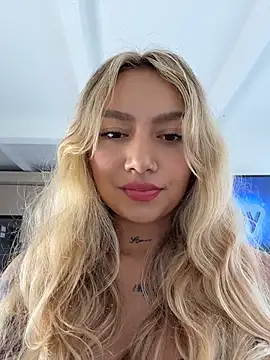 Snapshot of amanda-medrano1 chatting on 3, 7, 2026 amanda-medrano1 online show from 3, 7, 2026
