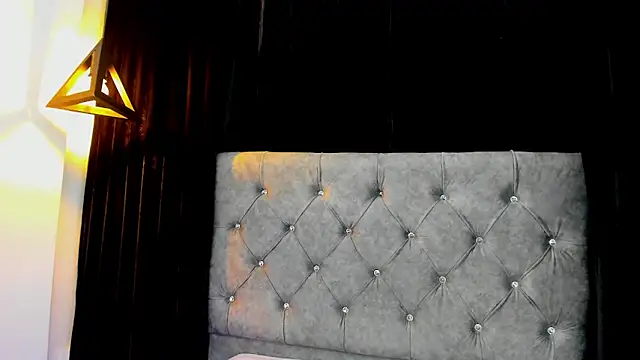 JulessCornett online show from 15, 3, 2025