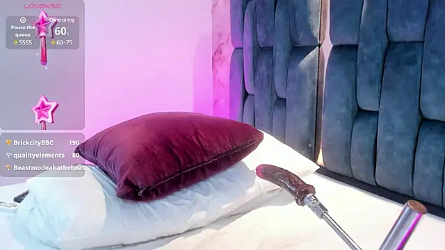 AnaHank  online show from 5, 3, 2025