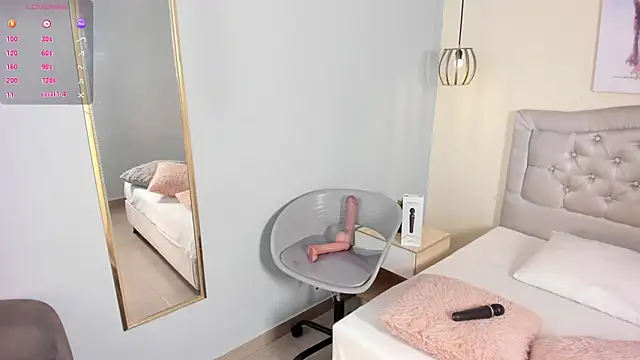 escarleth   online show from 8, 7, 2026