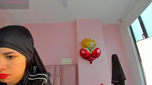 soyzarahtorres online show from 27, 9, 2025