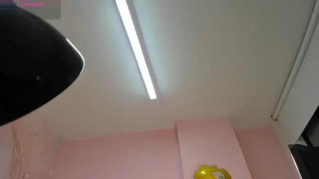 soyzarahtorres online show from 2, 10, 2025