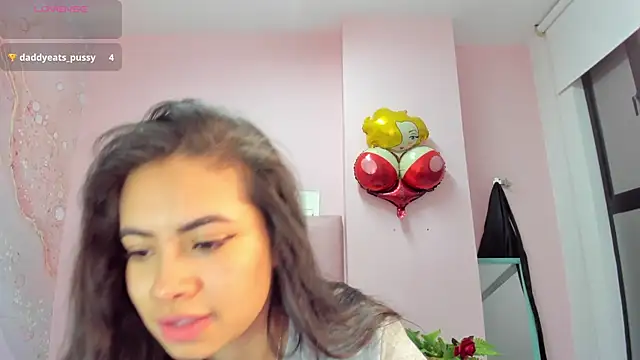 soyzarahtorres online show from 19, 10, 2025