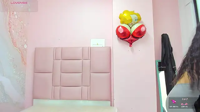 soyzarahtorres online show from 22, 12, 2025