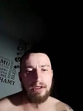 wariacik0024 online show from 12, 2, 2026