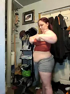 Snapshot of lilbishmiss chatting on 15, 3, 2026 lilbishmiss online show from 15, 3, 2026