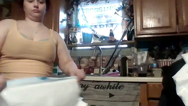 Snapshot of lilbishmiss chatting on 31, 3, 2026 lilbishmiss online show from 31, 3, 2026
